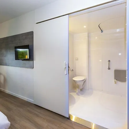 Ibis Budget Hotel 2*