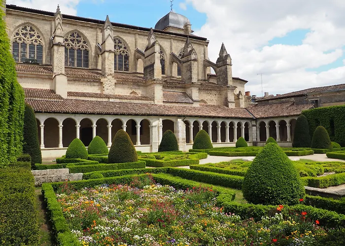 Ibis Budget מלון מרמנדה