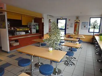 Ibis Budget Hotel 2*